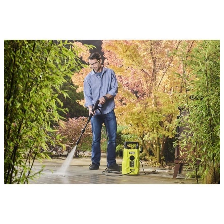 RYOBI - Nettoyeur haute pression 1400 W - 110 bars - 390 L - flexible 5 m PVC - lances vario & turbo - buse détergent - RY110PW RYOBI - Nettoyeur haute pression 1400 W - 110 bars - 390 L - flexible 5 m PVC - lances vario & turbo - buse détergent - RY110PW