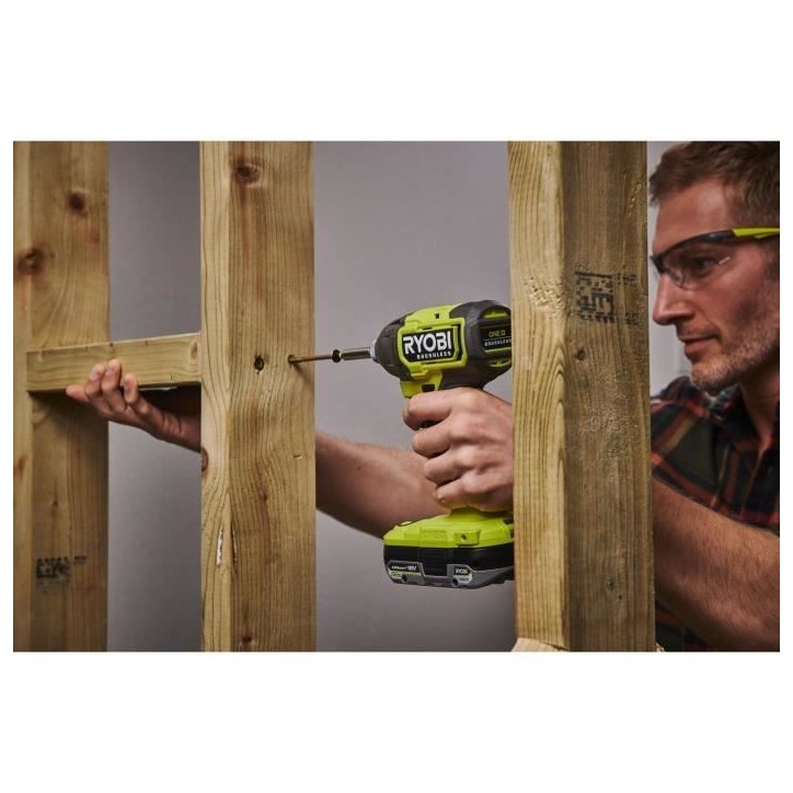 Visseuse a chocs - RYOBI - Brushless - 18V - 4 modes : 100 / 180 / 300 Nm / Mode Assist : vissage a fleur des matériaux Visseuse a chocs - RYOBI - Brushless - 18V - 4 modes : 100 / 180 / 300 Nm / Mode Assist : vissage a fleur des matériaux