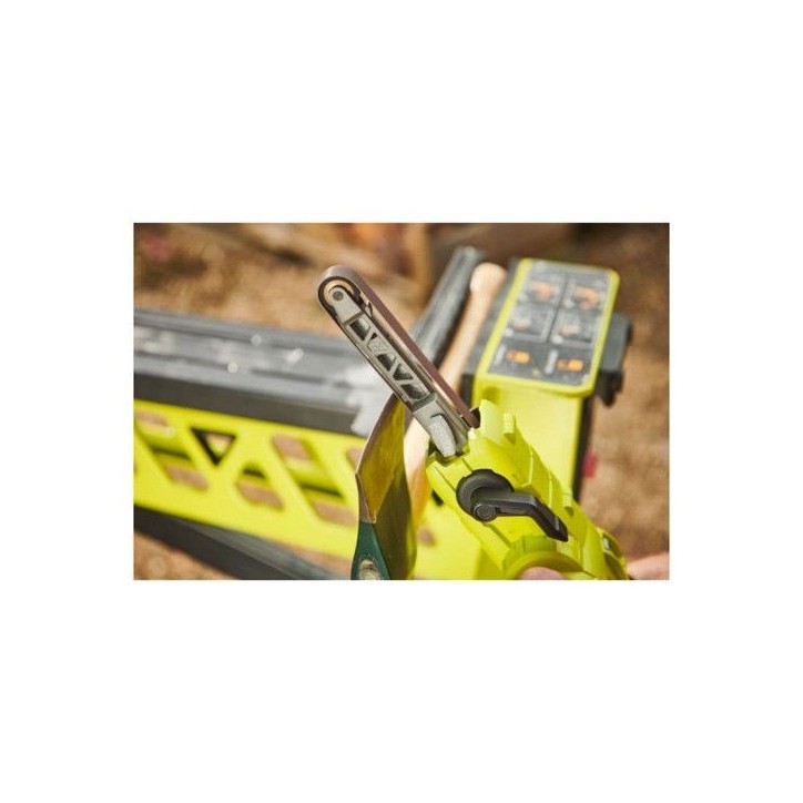 RYOBI - Lime 18V ONE+ - vitesse de la bande 260-630 m/min - bande 13 x 457 mm - Livrée avec 3 bandes de ponçage - R18PF-0 RYOBI - Lime 18V ONE+ - vitesse de la bande 260-630 m/min - bande 13 x 457 mm - Livrée avec 3 bandes de ponçage - R18PF-0
