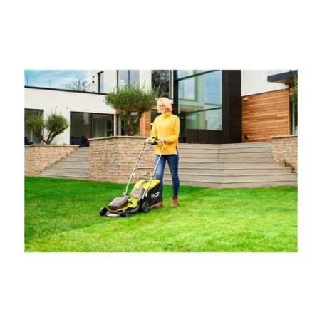 RYOBI - Tondeuse poussée HYBRIDE 36V (alimentation par 2 batteries ONE+™) - coupe 37 cm + 2 batteries 5 Ah & charg. - RY18LMH