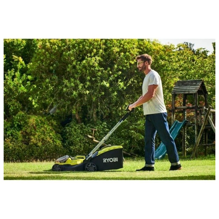 RYOBI - Tondeuse poussée HYBRIDE 36V (alimentation par 2 batteries ONE+™) - coupe 37 cm + 2 batteries 5 Ah & charg. - RY18LMH RYOBI - Tondeuse poussée HYBRIDE 36V (alimentation par 2 batteries ONE+™) - coupe 37 cm + 2 batteries 5 Ah & charg. - RY18LMH