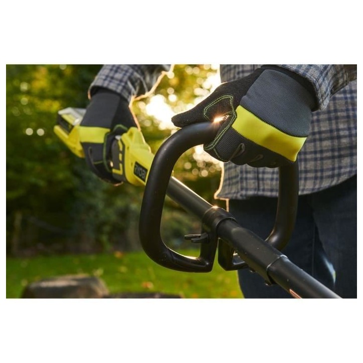 RYOBI - Coupe-bordures 36V MAXPOWER - Ø coupe 28-33 cm - Ø fil 1 x 2,0 mm + batterie 36V 2,0 Ah et 1 chargeur 1,7 A - RY36LT33 RYOBI - Coupe-bordures 36V MAXPOWER - Ø coupe 28-33 cm - Ø fil 1 x 2,0 mm + batterie 36V 2,0 Ah et 1 chargeur 1,7 A - RY36LT33