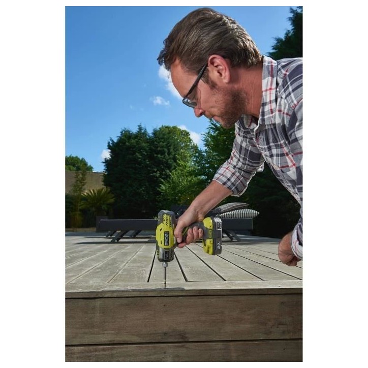 RYOBI - 1 batterie lithium+ 18V ONE+ 2,0 Ah compacte et 1 chargeur rapide 2,0 A - RC18120-120C