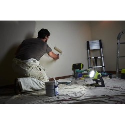 RYOBI - Projecteur LED 18V ONE+ - 3 intensités : 1800 / 800 / 400 Lum