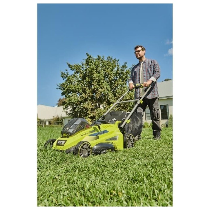 RYOBI - Tondeuse 36V MAXPOWER Power Assist™ Brushless - Ø coupe 46 cm - ramassage/mulching + batterie 5 Ah & charg. - RLM36X4 RYOBI - Tondeuse 36V MAXPOWER Power Assist™ Brushless - Ø coupe 46 cm - ramassage/mulching + batterie 5 Ah & charg. - RLM36X4