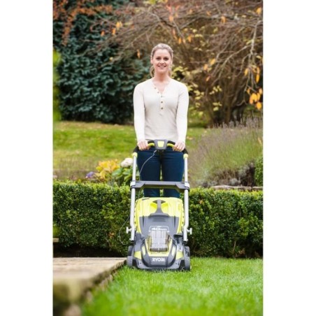 RYOBI - Tondeuse 36V Power Assist™ - Ø coupe 40 cm - ramassage et mulching + batterie 6,0 Ah High Energy et chargeur - RLM36X