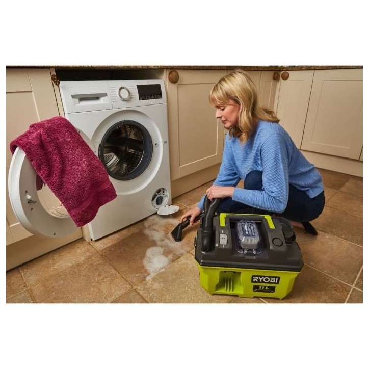 RYOBI - Aspirateur d'atelier 18V ONE+ - 11,8 kPa - collecteur 11 L - Avec accessoires & adaptateur pour outils ONE+ - RV1811 RYOBI - Aspirateur d'atelier 18V ONE+ - 11,8 kPa - collecteur 11 L - Avec accessoires & adaptateur pour outils ONE+ - RV1811