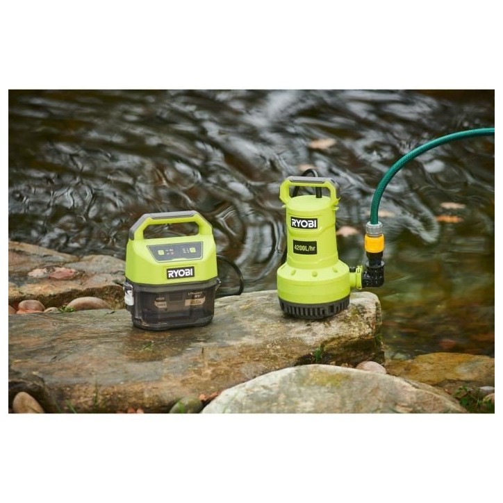 RYOBI - Pompe d'évacuation 18V - 4 200 l/h - immersion maxi. 5 m - IPX7 - minuterie 3 réglages - vendue sans batterie - RY18SP RYOBI - Pompe d'évacuation 18V - 4 200 l/h - immersion maxi. 5 m - IPX7 - minuterie 3 réglages - vendue sans batterie - RY18SP