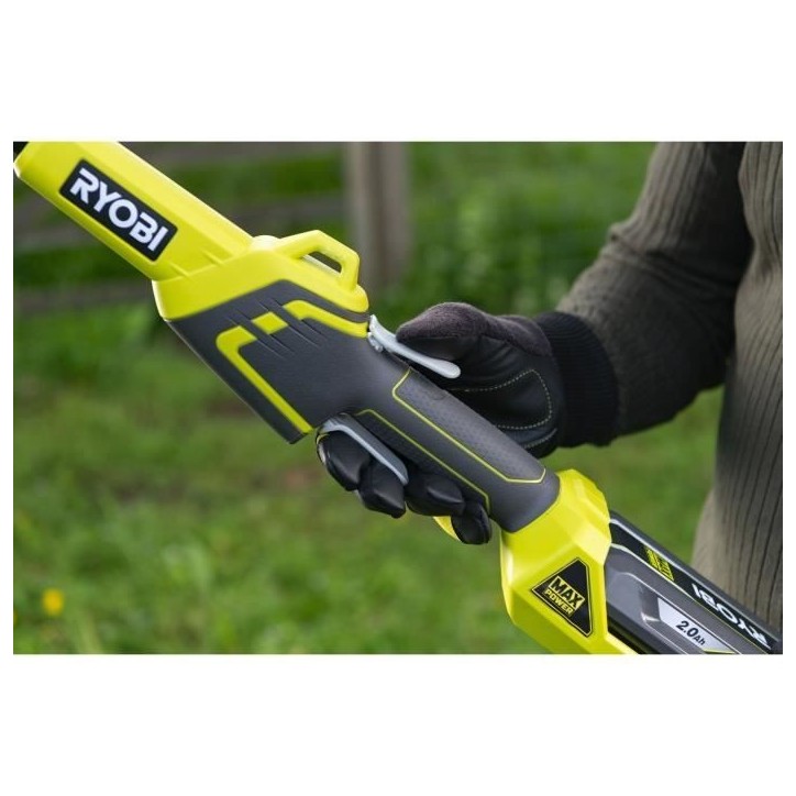 RYOBI - Élagueur sur perche 36V MAXPOWER - guide 25 cm - tube télescopique (2,4 - 2,9 m) - sans batterie ni chargeur - RY36PP2 RYOBI - Élagueur sur perche 36V MAXPOWER - guide 25 cm - tube télescopique (2,4 - 2,9 m) - sans batterie ni chargeur - RY36PP2