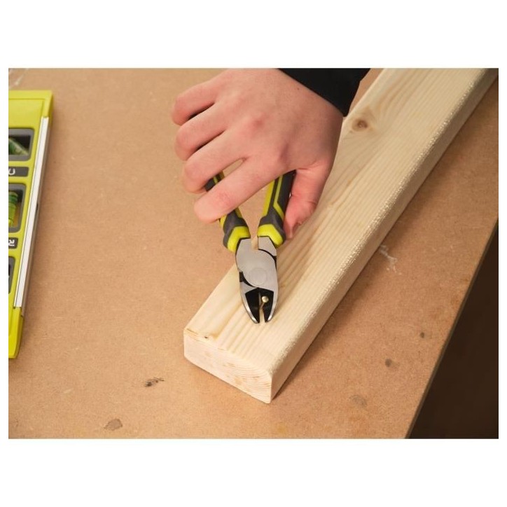 Pince coupante diagonale - RYOBI - 160 mm Pince coupante diagonale - RYOBI - 160 mm