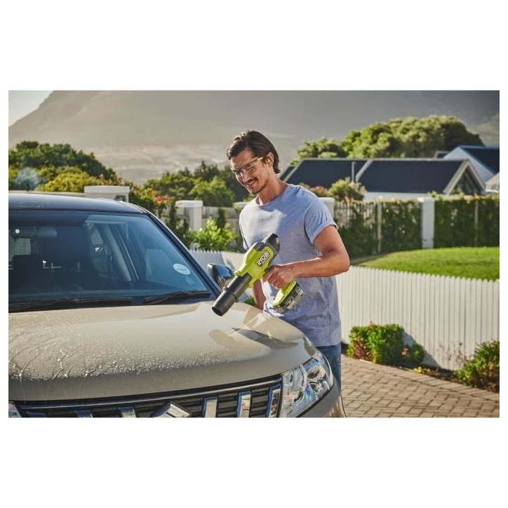 Souffleur ultra compact - RYOBI - 18 V - Brushless - Vitesse max. 241,5 km/h - Débit air max. : 6,51 m³/min - Vendu sans batte Souffleur ultra compact - RYOBI - 18 V - Brushless - Vitesse max. 241,5 km/h - Débit air max. : 6,51 m³/min - Vendu sans batte