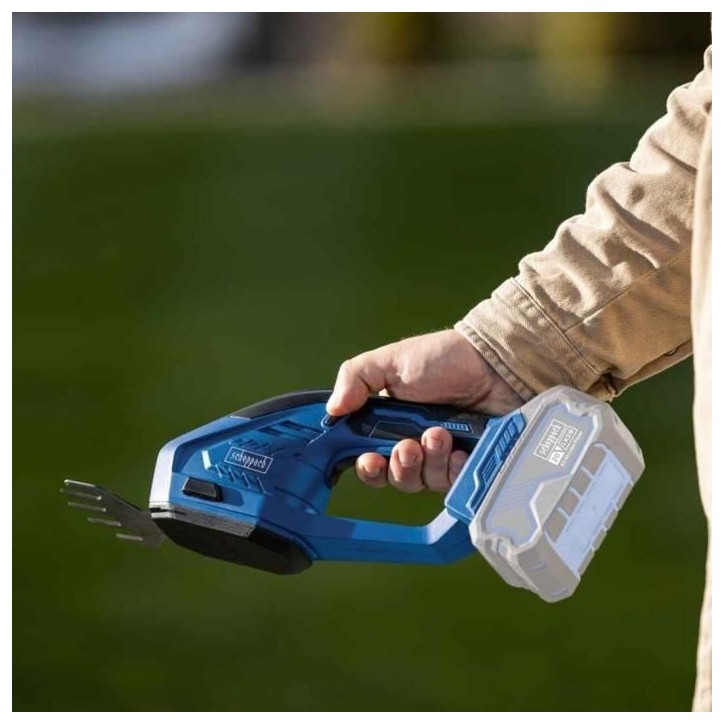 Coupes-bordures/taille-haies sans fil C-HTGS200-X - lame acier trempé - SCHEPPACH 20V IXES - sans batterie ni chargeur Coupes-bordures/taille-haies sans fil C-HTGS200-X - lame acier trempé - SCHEPPACH 20V IXES - sans batterie ni chargeur