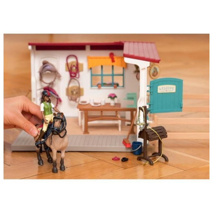 Sellerie du centre équestre, coffret avec 85 éléments inclus dont 1 cheval et 1 personnage, figurines pour enfants des 5 ans Sellerie du centre équestre, coffret avec 85 éléments inclus dont 1 cheval et 1 personnage, figurines pour enfants des 5 ans