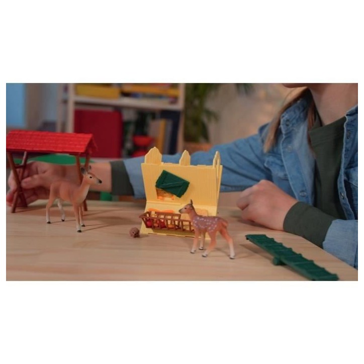 Cabane des animaux de la foret, Coffre schleich 42658 Farm World, pour enfants des 3 ans Cabane des animaux de la foret, Coffre schleich 42658 Farm World, pour enfants des 3 ans