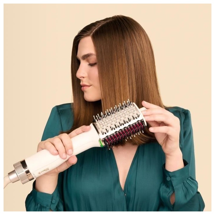 Brosse et peigne chauffants - SHARK HD202EU - SmoothStyle - Modes humide et sec - Brosse a air chaud Brosse et peigne chauffants - SHARK HD202EU - SmoothStyle - Modes humide et sec - Brosse a air chaud