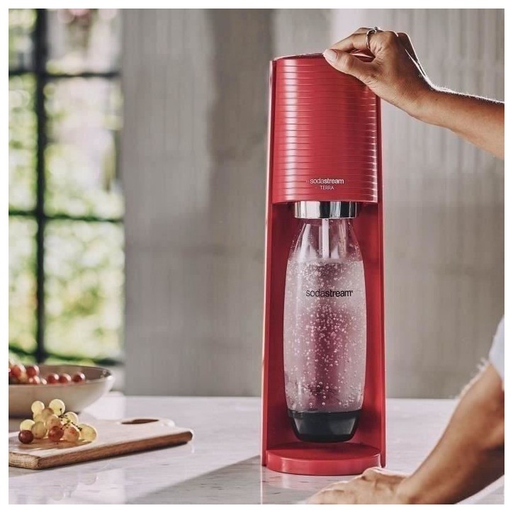 Machine a soda et eau pétillante SODASTREAM - TERRA Rouge - 1 bouteille compatible lave-vaisselle - 1 recharge de gaz 60L Machine a soda et eau pétillante SODASTREAM - TERRA Rouge - 1 bouteille compatible lave-vaisselle - 1 recharge de gaz 60L