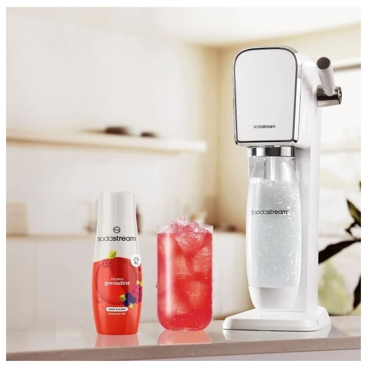 Concentrés SODASTREAM - Lot de 6 concentrés Grenadine sans sucres - Jusqu'a 54L de boissons - 440 ml Concentrés SODASTREAM - Lot de 6 concentrés Grenadine sans sucres - Jusqu'a 54L de boissons - 440 ml