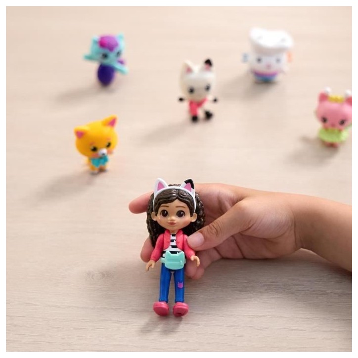 Gabby Dollhouse - Coffret 6 figurines + 5 accessoires - Petits chatons - des 3 ans - Gabby et la Maison Magique Gabby Dollhouse - Coffret 6 figurines + 5 accessoires - Petits chatons - des 3 ans - Gabby et la Maison Magique