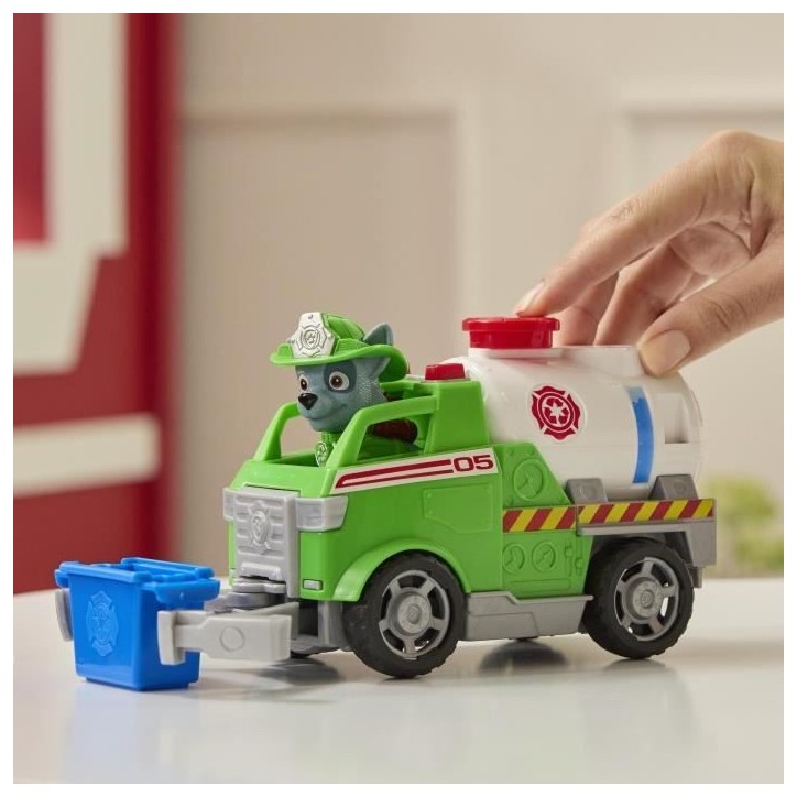 Figurine Rocky - Véhicules + bac et pince - des 3 ans - Fire Rescue - La Pat'Patrouille Figurine Rocky - Véhicules + bac et pince - des 3 ans - Fire Rescue - La Pat'Patrouille
