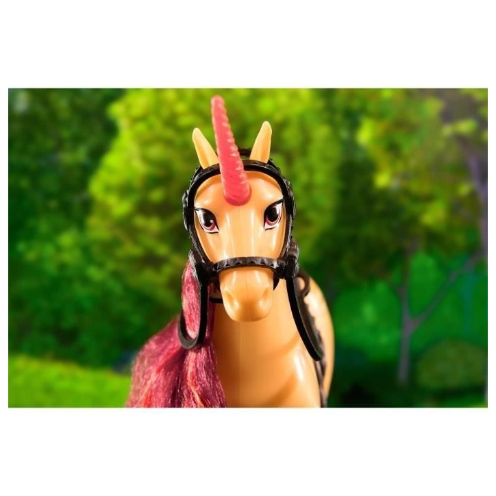 Unicorn Academy - Figurine 28cm - Galcier ou Cinder - Modele aléatoire - des 4 ans - L'École des Licornes Unicorn Academy - Figurine 28cm - Galcier ou Cinder - Modele aléatoire - des 4 ans - L'École des Licornes