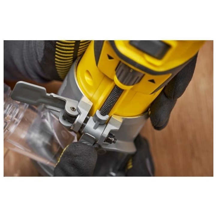Affleureuse - STANLEY FATMAX V20 - SFMCW400B-XJ - Brushless - Lithium 18V - Sans batterie