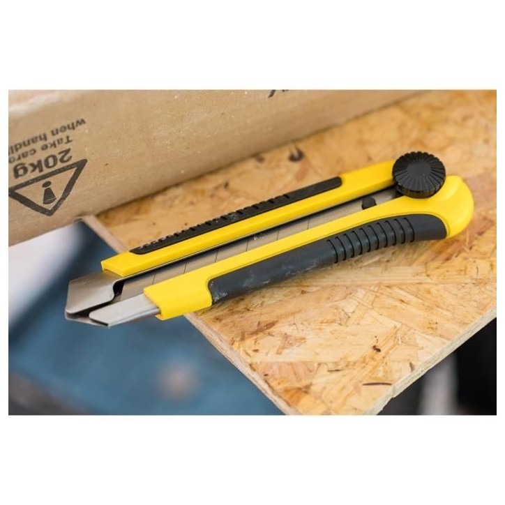 Cutter bimatiere STANLEY - 0-10-425 - 25 mm Cutter bimatiere STANLEY - 0-10-425 - 25 mm