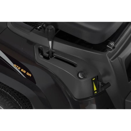 Tondeuse autoportée thermique ALPINA AT2 66 QA – 66cm de coupe - Jusqu'a 1500 m² - 224 cm3 - éjection bac 150L