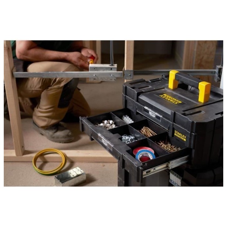 Mallette grand volume PRO-STACK™ - STANLEY FATMAX - FMST1-71971 - 23 L Mallette grand volume PRO-STACK™ - STANLEY FATMAX - FMST1-71971 - 23 L