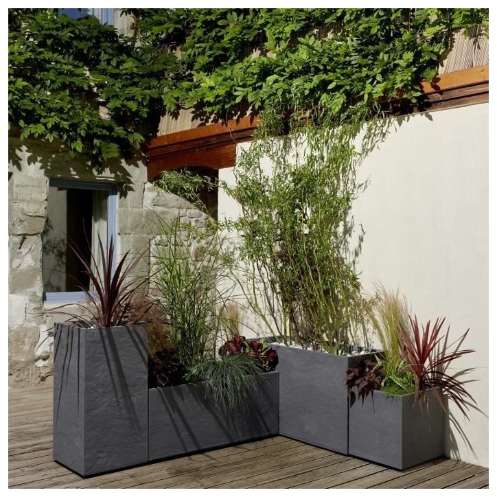 Jardiniere Volcania - EDA - 98 L - Intérieur / Extérieur - Décor Pierre - 99,5 x 39 x H. 43 cm - Gris Anthracite Jardiniere Volcania - EDA - 98 L - Intérieur / Extérieur - Décor Pierre - 99,5 x 39 x H. 43 cm - Gris Anthracite