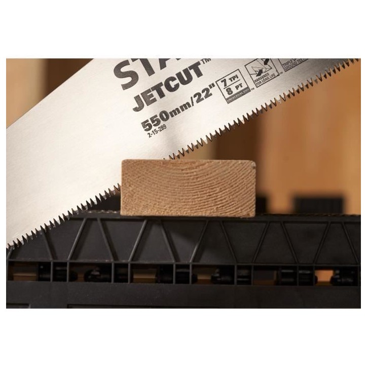 Scie égoine a bois Jetcut coupe STANLEY - 2-15-289 - 550 mm Scie égoine a bois Jetcut coupe STANLEY - 2-15-289 - 550 mm