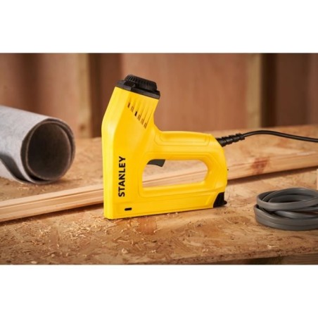 Agrafeuse électrique STANLEY - 6-TRE550 avec câble de 2,5 m pour agrafe de type G et clous de type J - Gamme PRO