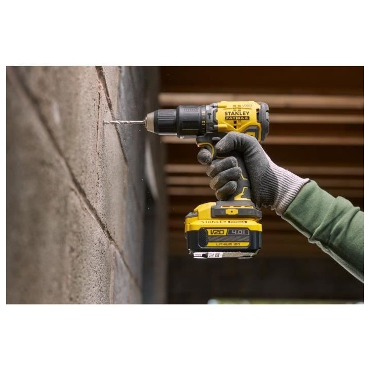 Perceuse visseuse a percussion Brushless 60 Nm - Lithium 18V - 2 Batteries 4Ah - STANLEY FATMAX V20 - SFMCD715M2K-QW