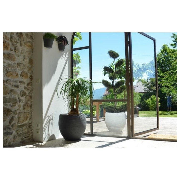 Pot de fleurs Rond Egg Ø 50cm - EDA - Graphit - 46 L - Ø 50 x H. 45 cm - Gris Anthracite Pot de fleurs Rond Egg Ø 50cm - EDA - Graphit - 46 L - Ø 50 x H. 45 cm - Gris Anthracite
