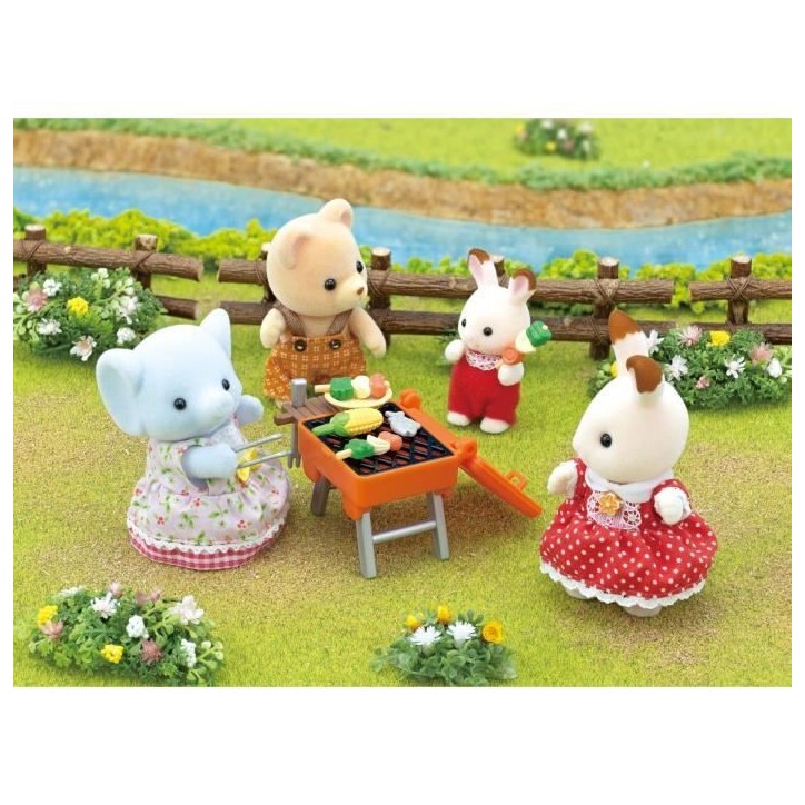 Figurine miniature - SYLVANIAN FAMILIES - La fille éléphant et son set de pique-nique Figurine miniature - SYLVANIAN FAMILIES - La fille éléphant et son set de pique-nique