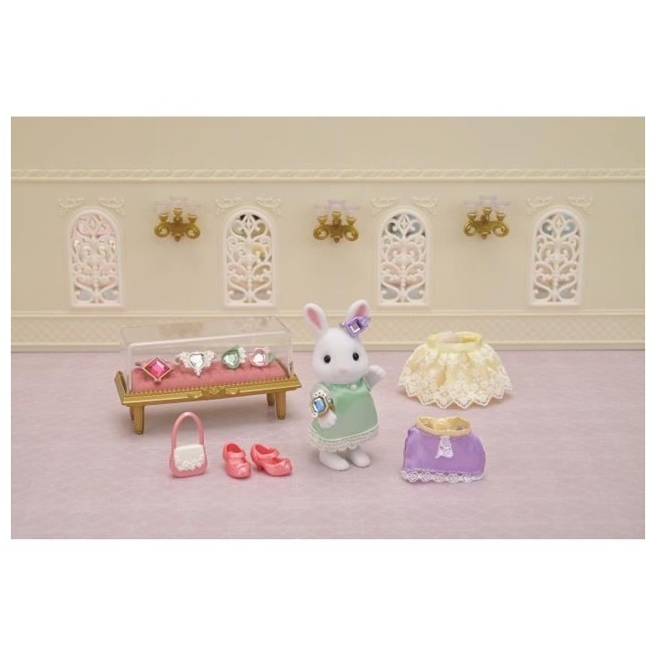 Figurines miniatures - SYLVANIAN FAMILIES - 5647 - La valisette de mode et grande soeur Lapin neige Figurines miniatures - SYLVANIAN FAMILIES - 5647 - La valisette de mode et grande soeur Lapin neige