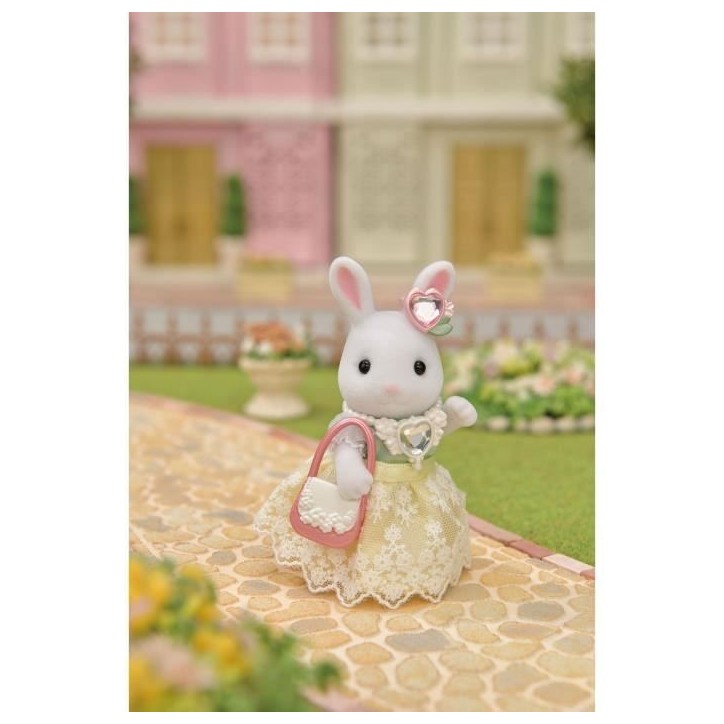 Figurines miniatures - SYLVANIAN FAMILIES - 5647 - La valisette de mode et grande soeur Lapin neige Figurines miniatures - SYLVANIAN FAMILIES - 5647 - La valisette de mode et grande soeur Lapin neige