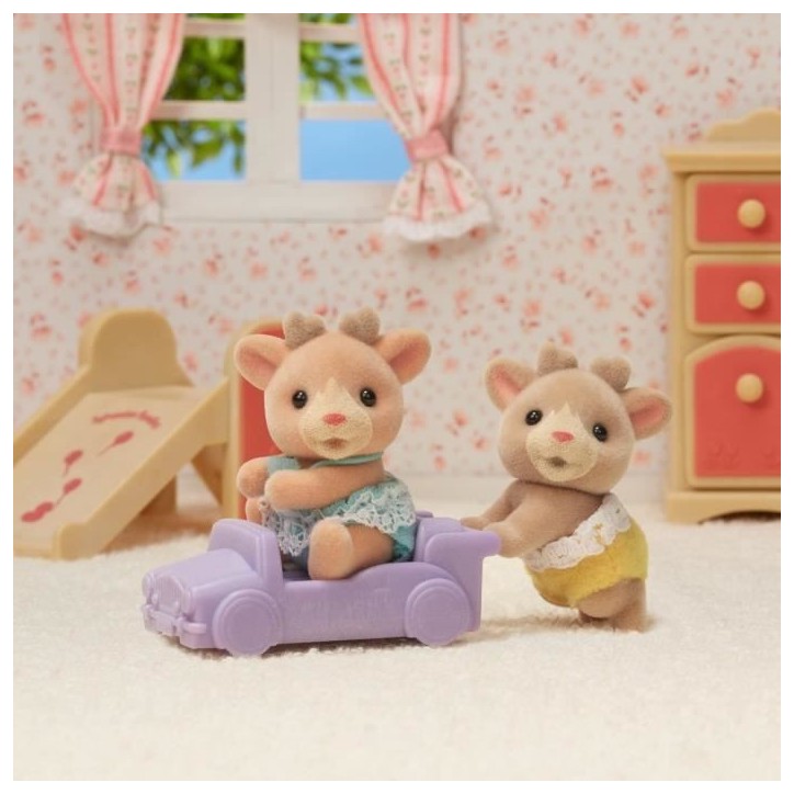 Poupée - SYLVANIAN FAMILIES - Les jumeaux Renne - Blanc - Mixte - 5693 Poupée - SYLVANIAN FAMILIES - Les jumeaux Renne - Blanc - Mixte - 5693