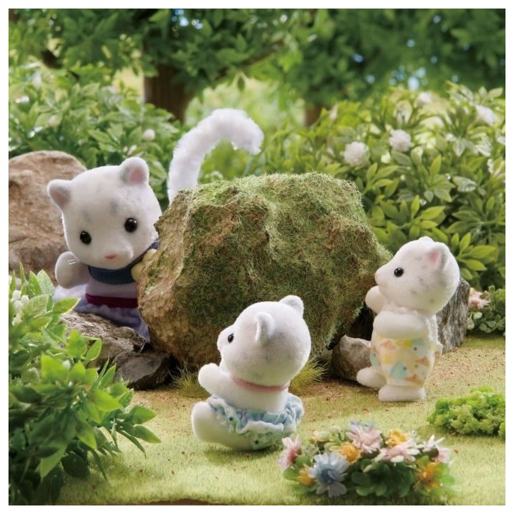Mini-figurines - SYLVANIAN FAMILIES - La famille Panthere des neiges - Des 3 ans Mini-figurines - SYLVANIAN FAMILIES - La famille Panthere des neiges - Des 3 ans