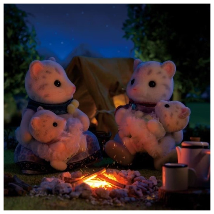 Mini-figurines - SYLVANIAN FAMILIES - La famille Panthere des neiges - Des 3 ans Mini-figurines - SYLVANIAN FAMILIES - La famille Panthere des neiges - Des 3 ans