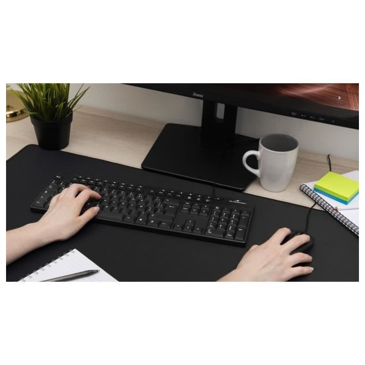Clavier - BLUESTORK - MEDIA OFFICE - Filaire - Azerty - Compatible Windows - Noir Clavier - BLUESTORK - MEDIA OFFICE - Filaire - Azerty - Compatible Windows - Noir