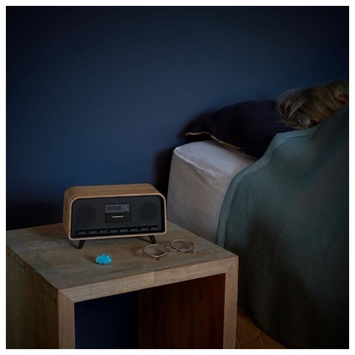 Radio-réveil Bluetooth - THOMSON - Vintage Cosy - 30W, Radio FM, Double alarme, Écran LCD, Chargeur USB-C, Alim. 230V Radio-réveil Bluetooth - THOMSON - Vintage Cosy - 30W, Radio FM, Double alarme, Écran LCD, Chargeur USB-C, Alim. 230V