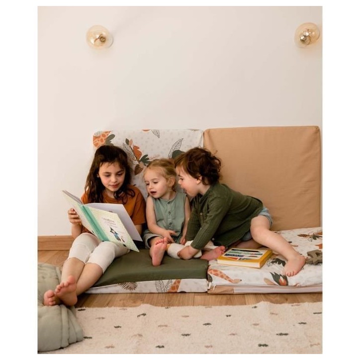 Maxi Tapis d'éveil Malin TINEO AMAZONIE 5en1 - Tapis évolutif multifonction - 120x180x5 cm Maxi Tapis d'éveil Malin TINEO AMAZONIE 5en1 - Tapis évolutif multifonction - 120x180x5 cm