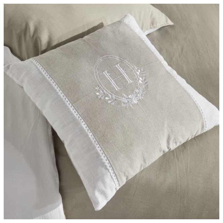 Coussin - TODAY - CHARME - Slub x Chambray x Broderie Berenice - 40 x 40 cm Coussin - TODAY - CHARME - Slub x Chambray x Broderie Berenice - 40 x 40 cm