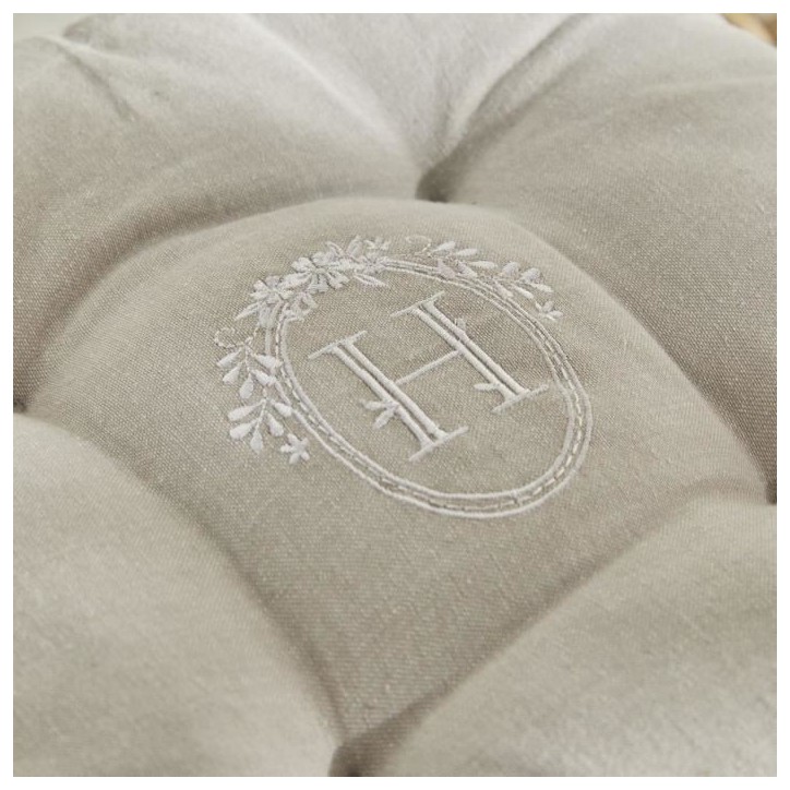 Assise matelassée - TODAY - CHARME - Chambray x Petite Broderie Berenice - 40 x 40 cm Assise matelassée - TODAY - CHARME - Chambray x Petite Broderie Berenice - 40 x 40 cm
