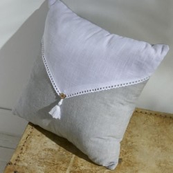 Coussin - TODAY - CHARME - Slub x Chambray x Pompon Capucune - 40 x 40