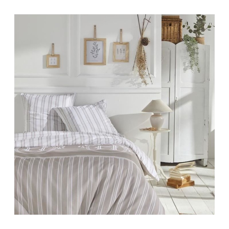 PARURE DE LIT TODAY - HOUSSE DE COUETTE 220X240 + 2 TAIES D OREILLER 6 PARURE DE LIT TODAY - HOUSSE DE COUETTE 220X240 + 2 TAIES D OREILLER 6