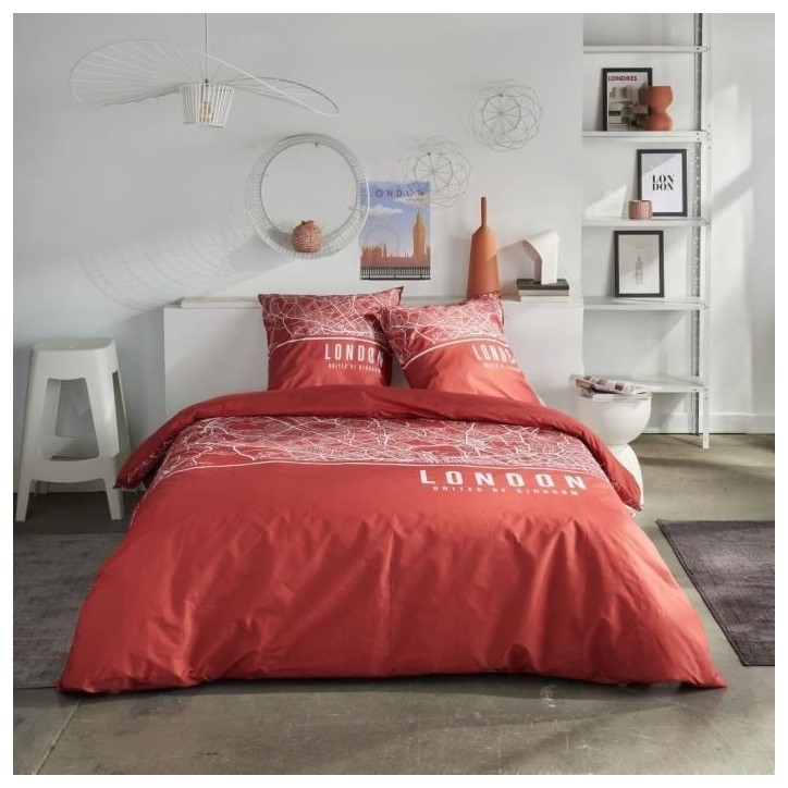 Parure de lit - TODAY - JAVA - 2 personnes - 240x220 cm - Coton - Imprimé London - Rouge Parure de lit - TODAY - JAVA - 2 personnes - 240x220 cm - Coton - Imprimé London - Rouge