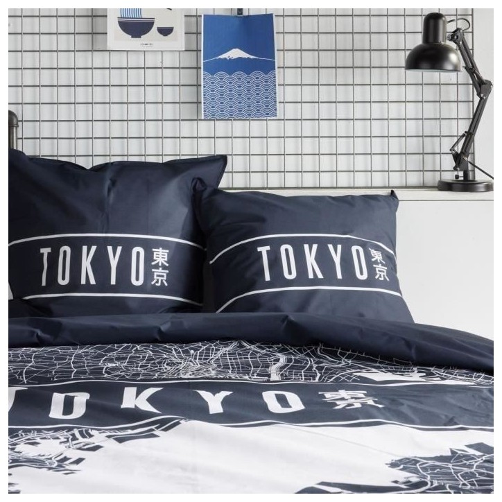 Parure de lit - TODAY - JAVA - 2 personnes - 240x220 cm - Coton - Imprimé Tokyo - Bleu foncé Parure de lit - TODAY - JAVA - 2 personnes - 240x220 cm - Coton - Imprimé Tokyo - Bleu foncé