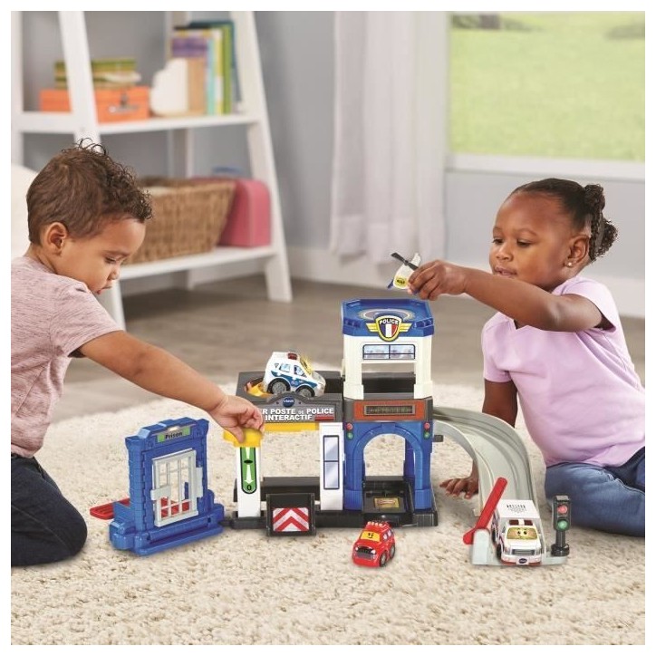 VTECH TUT TUT BOLIDES SERIE PRO - SUPER POSTE DE POLICE INTERACTIF (+ CHRIS, LIEUTENANT DE POLICE)