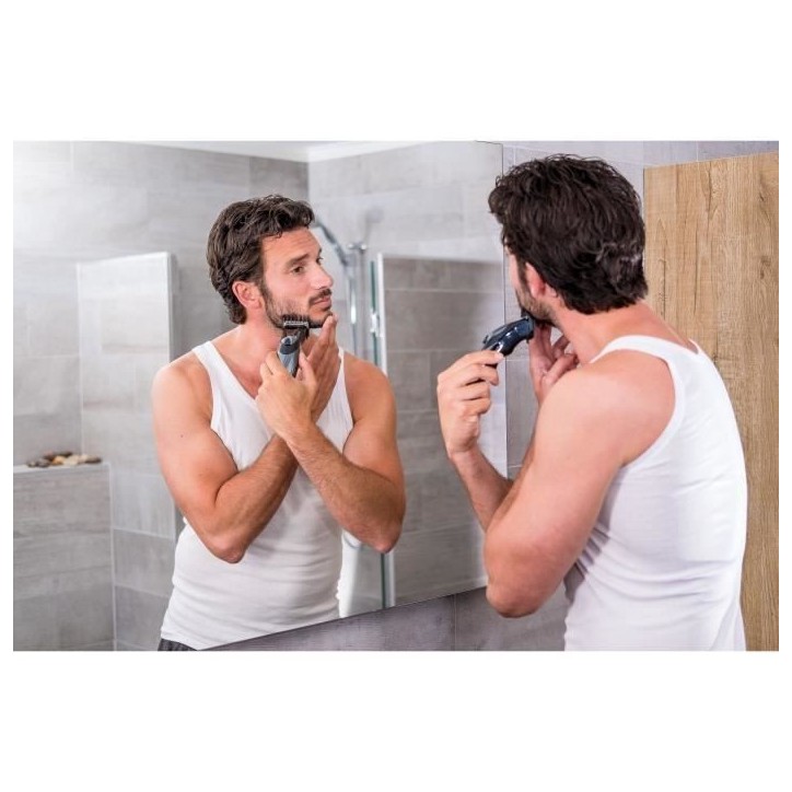 Tondeuse a cheveux et barbe - WAHL - HAIRCUT & BEARD - 3,5 W - 10 sabots - Autonomie : 40 min - Noir Tondeuse a cheveux et barbe - WAHL - HAIRCUT & BEARD - 3,5 W - 10 sabots - Autonomie : 40 min - Noir